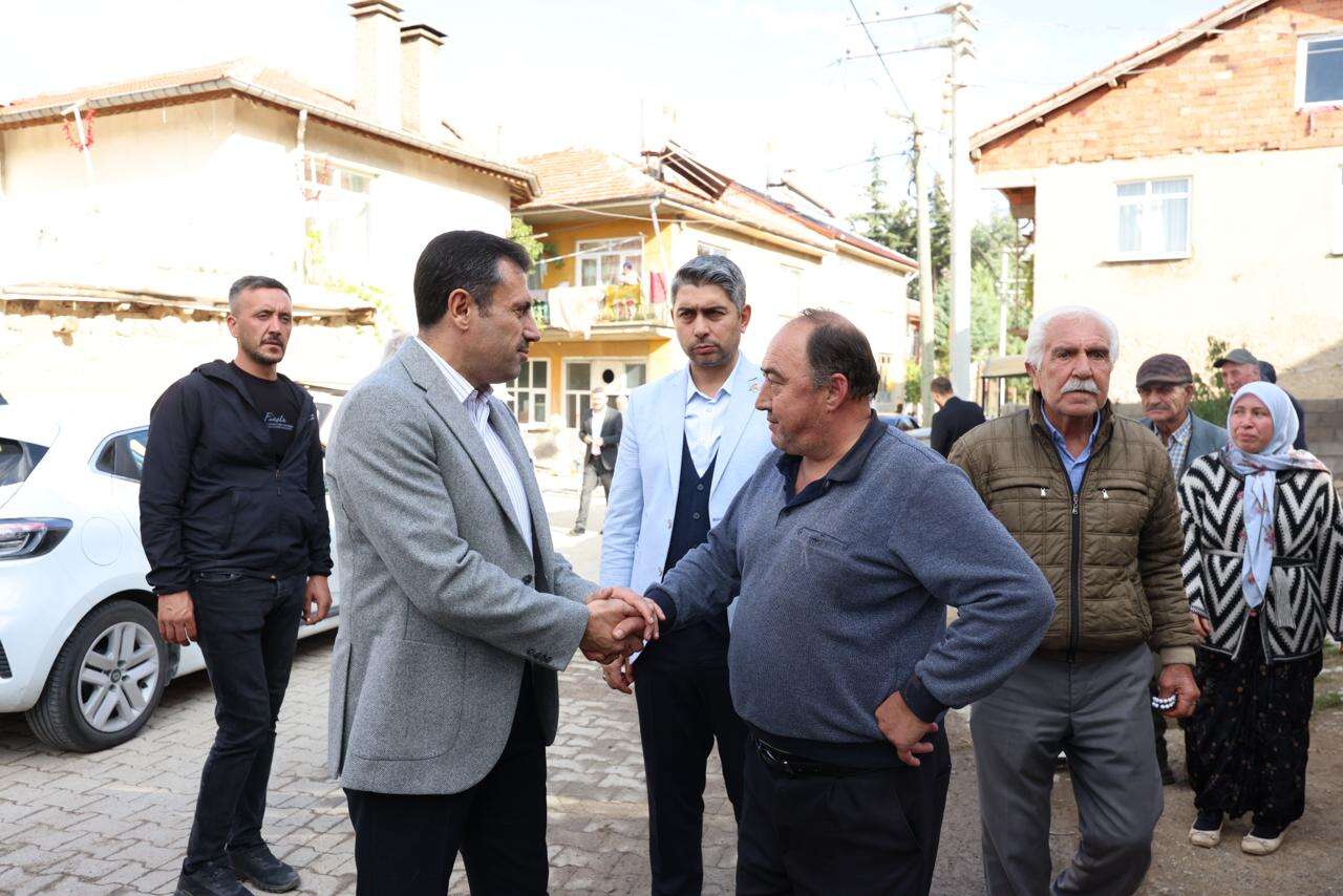 AK Parti Konya’dan Akşehir çıkarması! Gün boyu mahalle mahalle gezdiler 7
